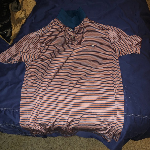 Athletic/Performance shirt - Picture 3 of 3